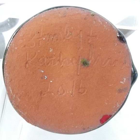 Mugs Pottery Bluebirds Artisan Handmade Signed Dated Set of 2 Different Sizes - Picture 6 of 8